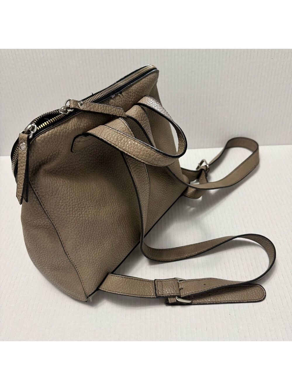 Roots Leather Backpack - Picture 3 of 15